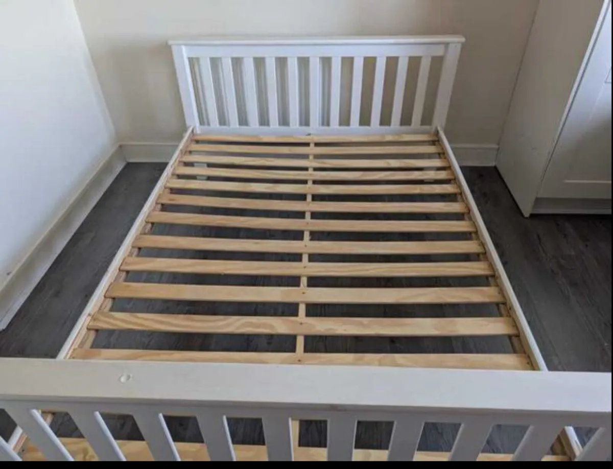 Beautiful White 4Ft 6” Double Wooden Bed - Deliver - Image 1