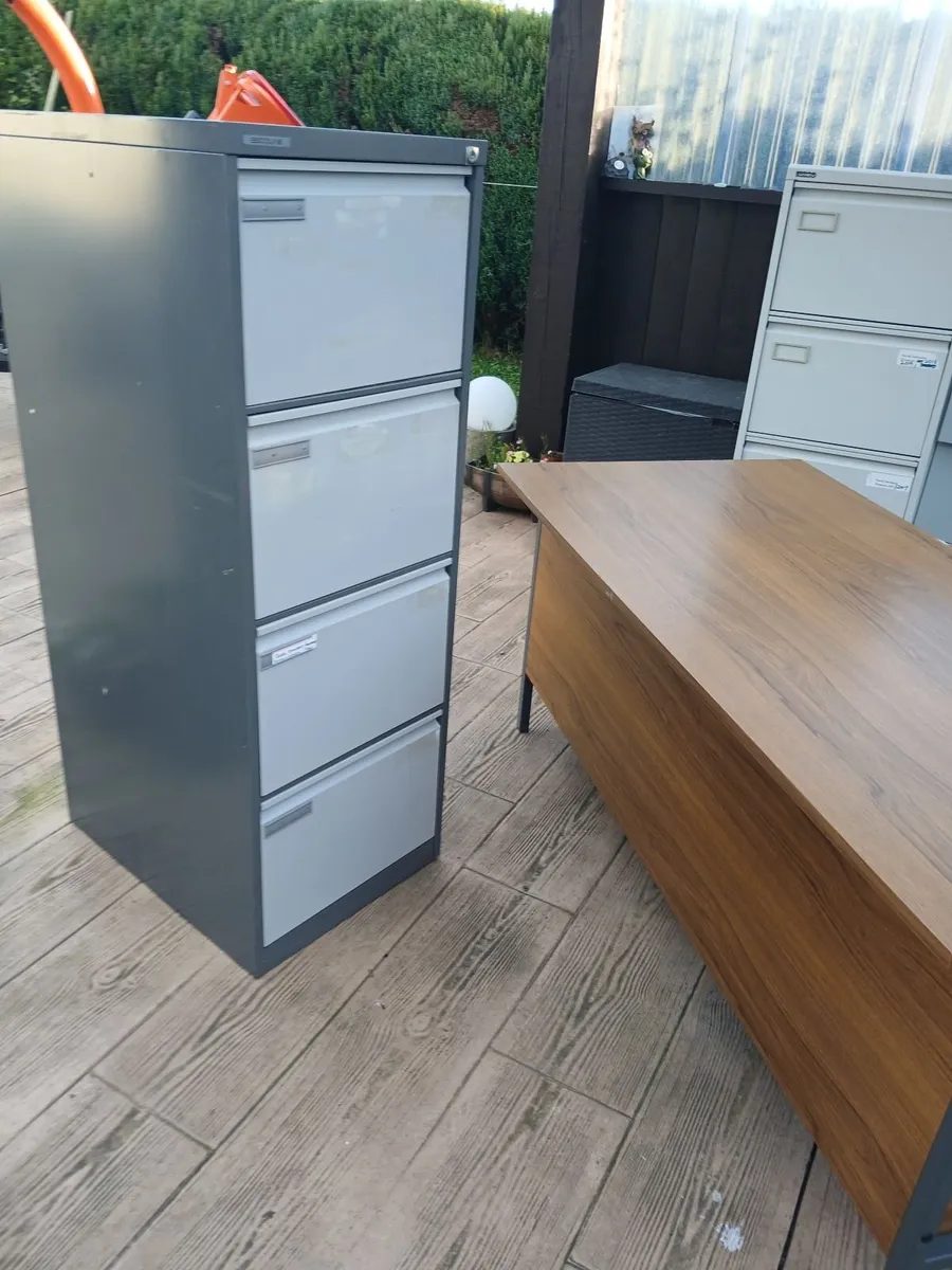 Office  furniture - Image 2