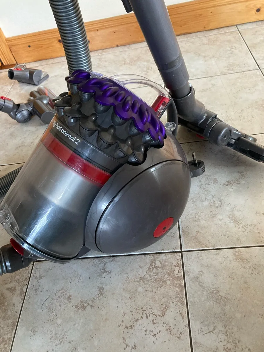 Dyson vacuum cleaner / hoover - Image 4