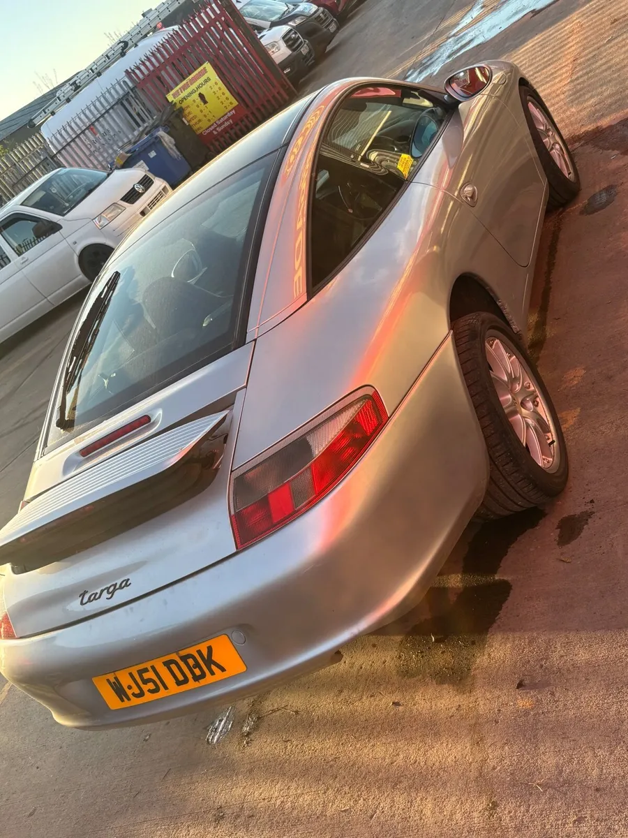 Porsche 911 breaking - Image 2