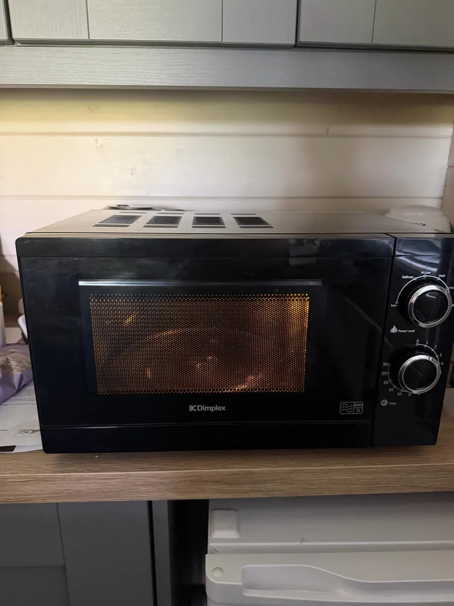Dimplex Microwave - Image 1