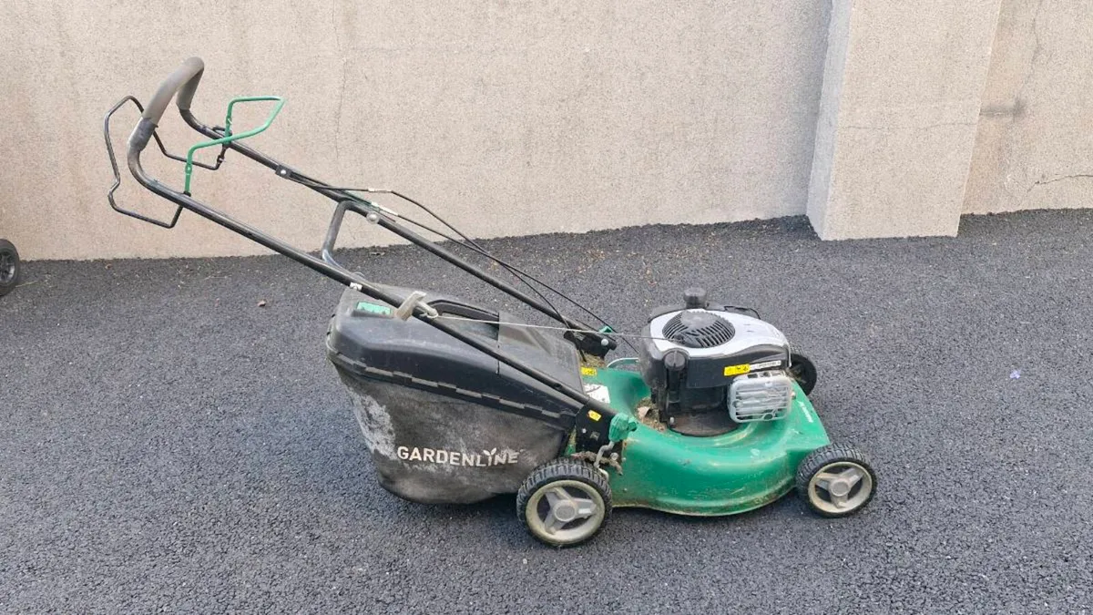 Lawnmower - Image 3