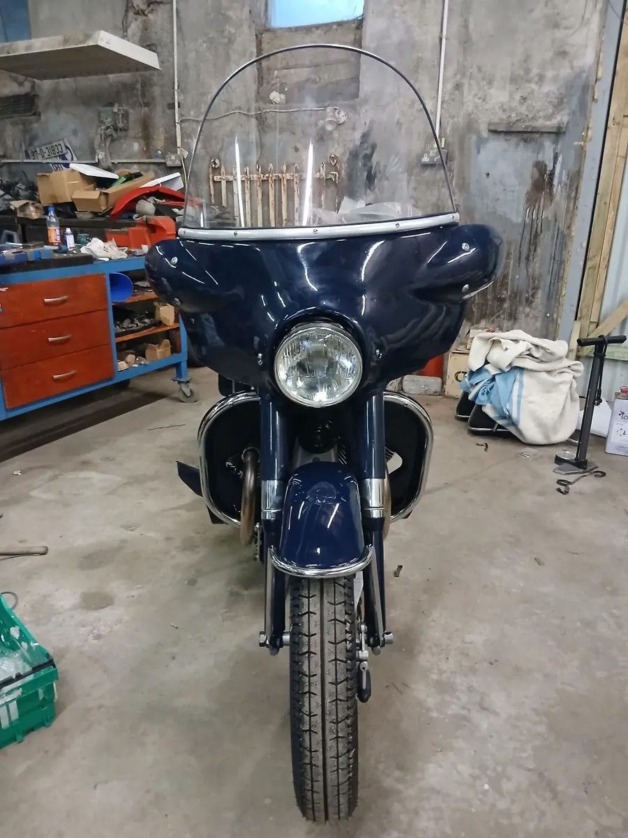 MOTO-GUZZI - Image 3