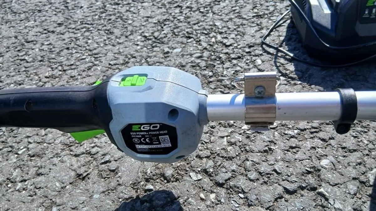 Hedge cutter. Strimmer. Blower - Image 4