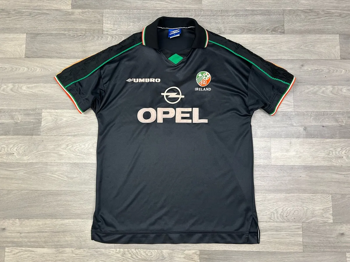 Vintage 1998 Umbro Ireland Away Jersey Shirt XL - Image 1