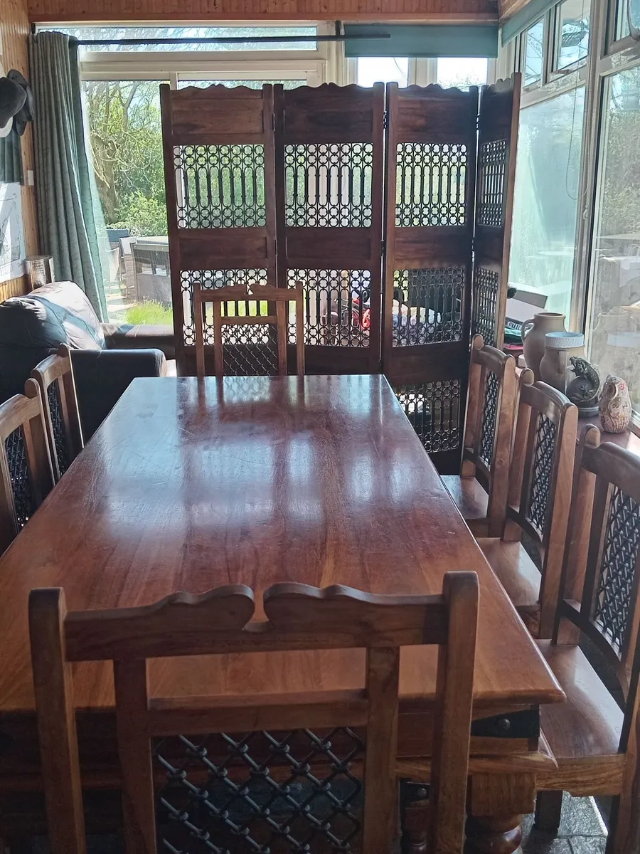 Dinning Table  & Screen - Image 1