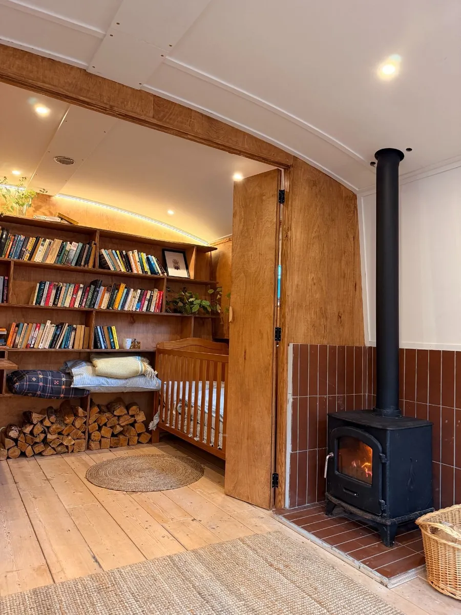 New 2-Bed House boat | As featured in The Times. - Image 4