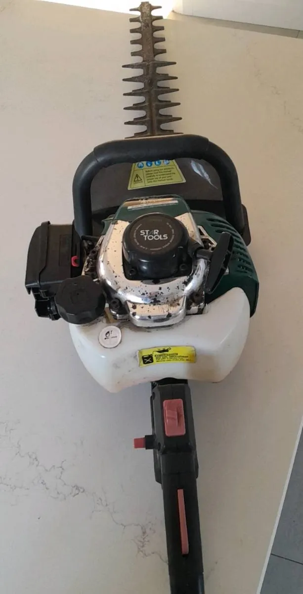 Petrol Hedge trimmers, 25.4 cc - Image 1