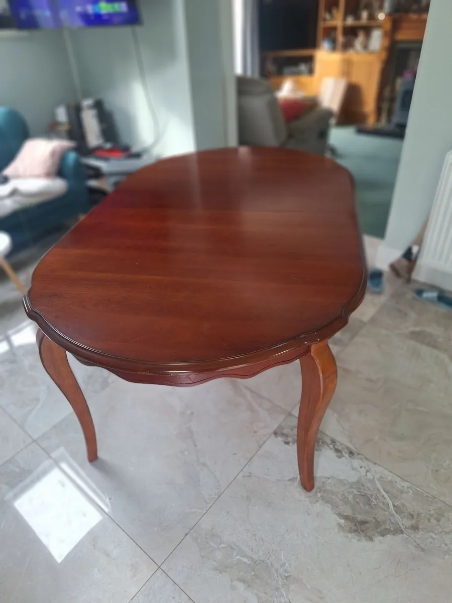 Fine Oak Table for Sale - Image 2