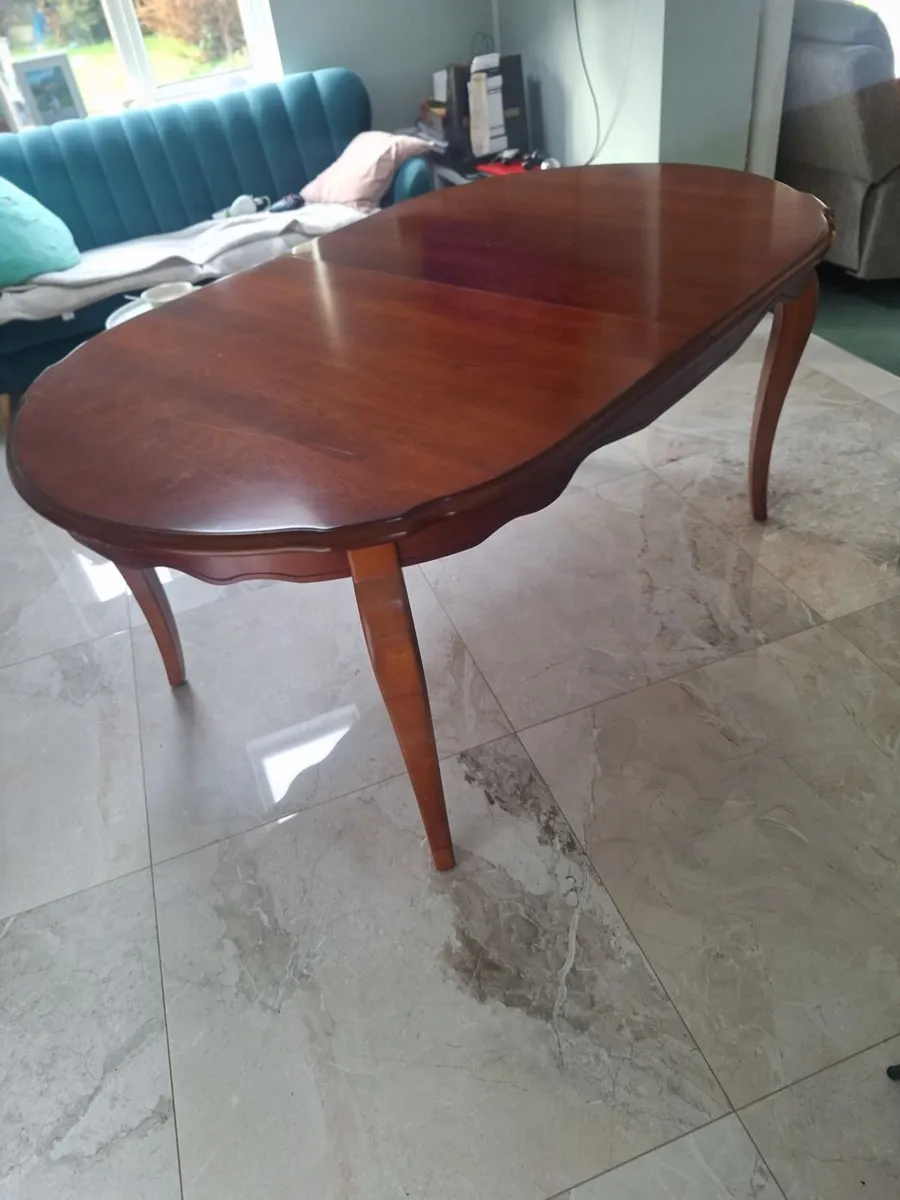 Fine Oak Table for Sale - Image 3