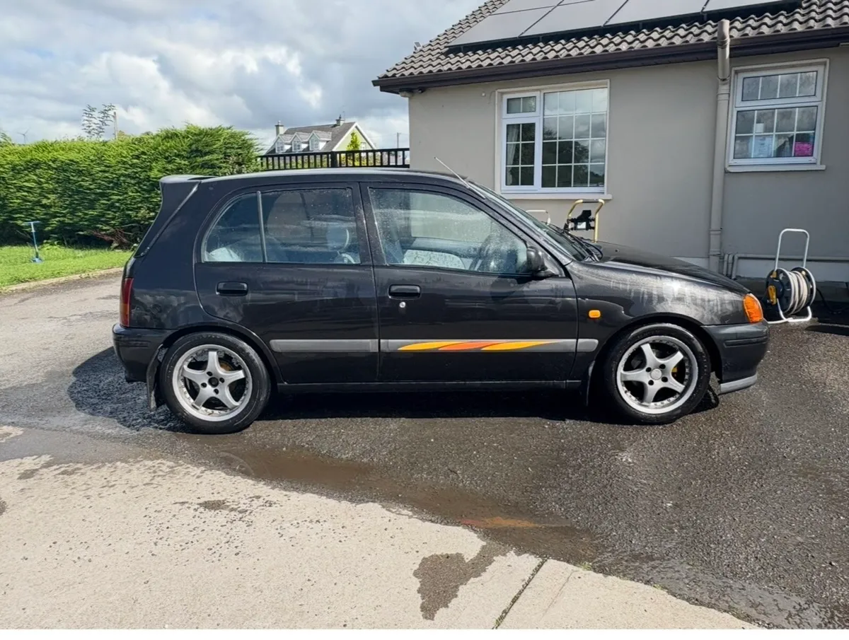 1996 TOYOTA STARLET - Image 3