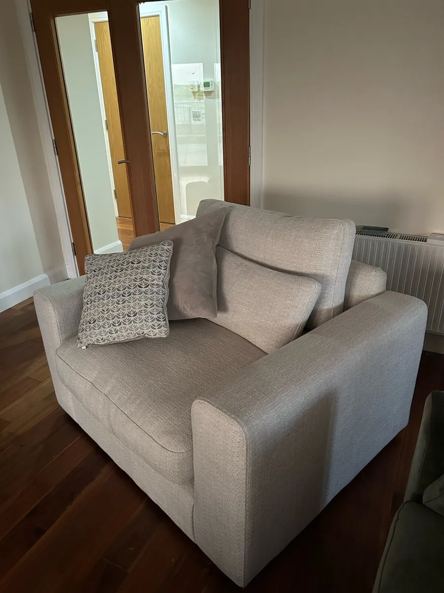 Armchair (chair & a half) - Image 2