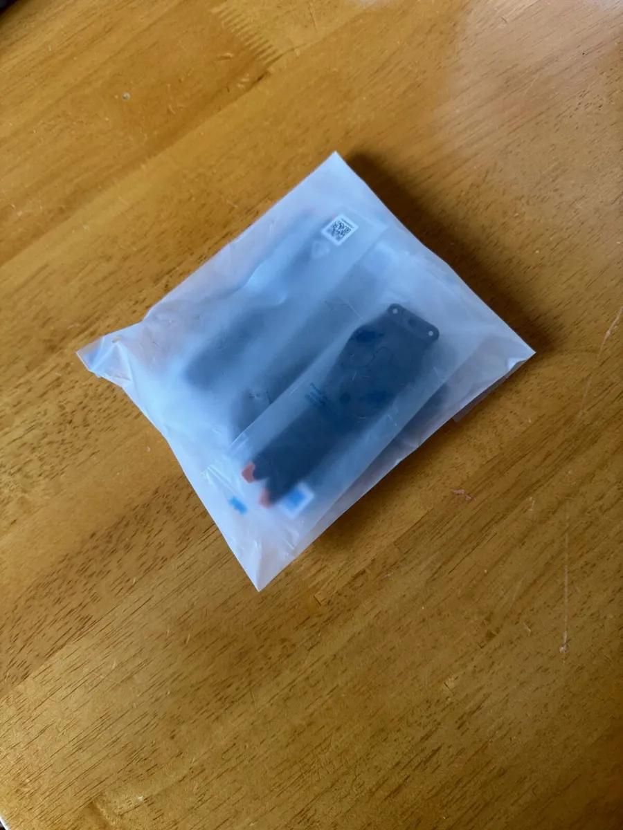 DJI AIR3s - Excellent Condition - Image 2