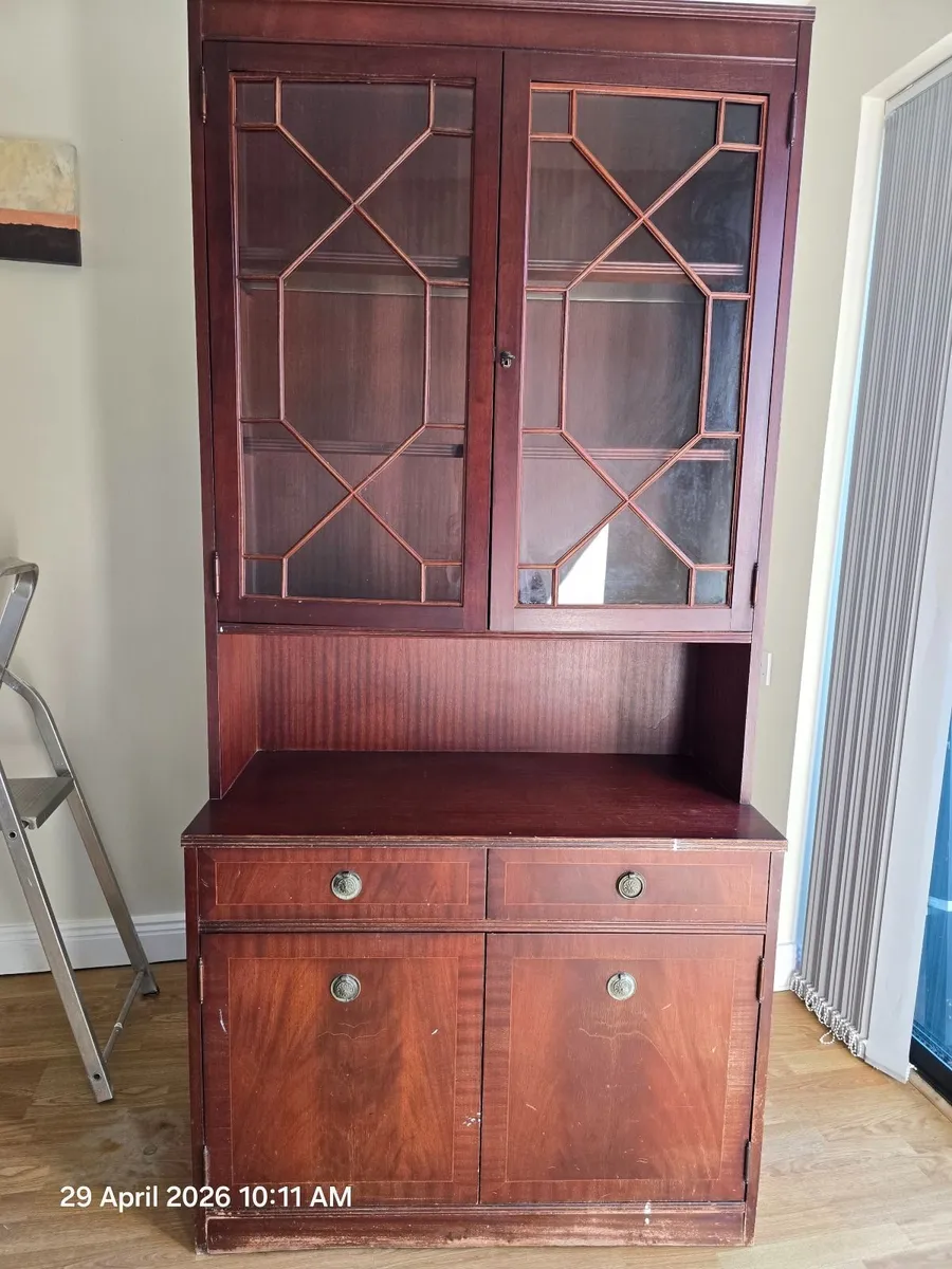 Solid mahogany unit - Image 1