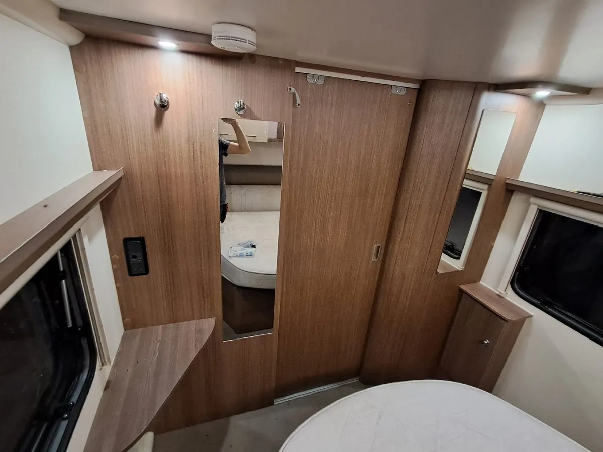 2019 Bailey Phoenix 640 Island Bed 4/5 Berth - Image 4