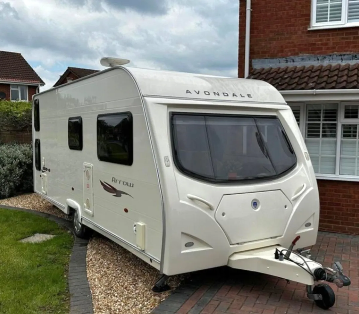 6/7  berth Caravan for sale with fixed bunkbeds - Image 1