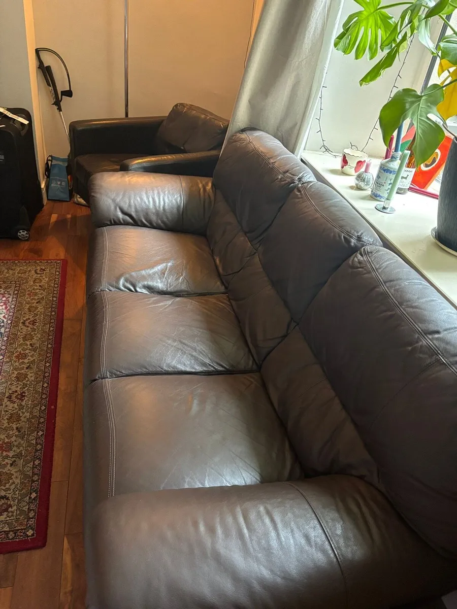 3 seater brown leather couch & armchair - Image 2