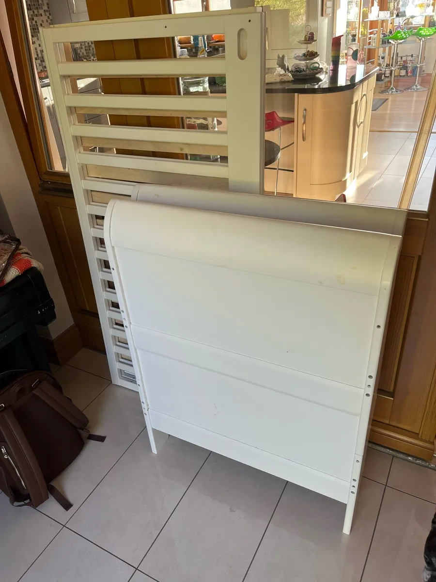 Mamas and papas cot to bed