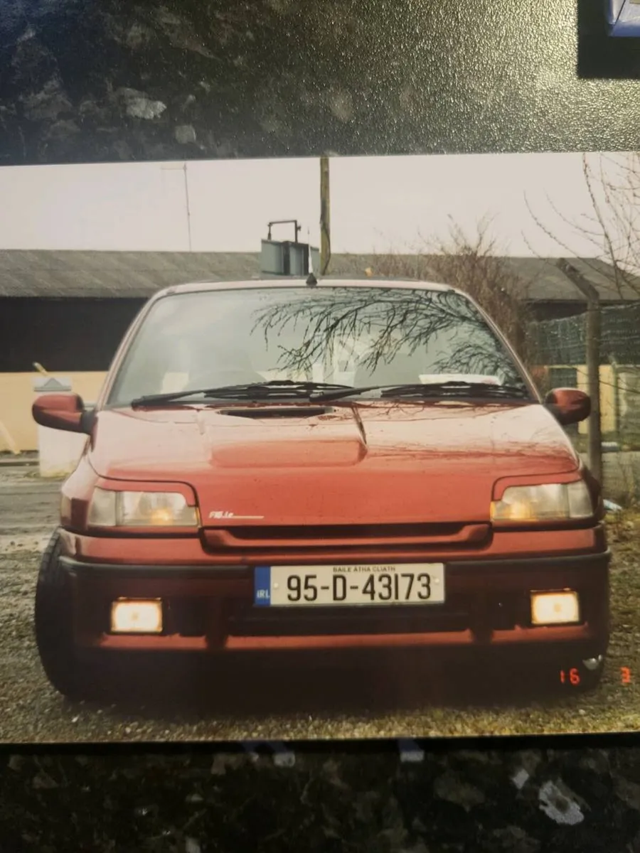 Clio 1.8 16v - Image 1