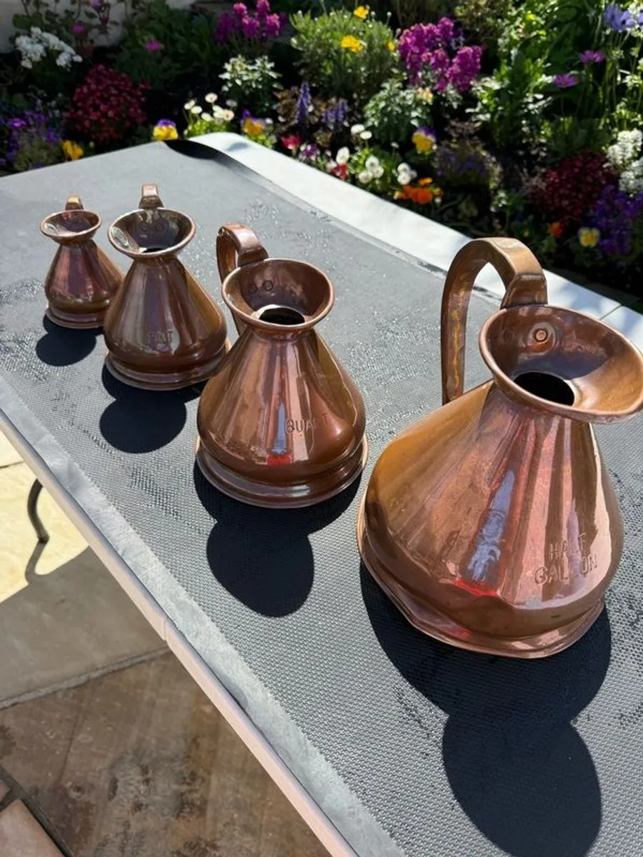 Beautiful antique copper jug set 1/2 gal/quartz/pint & gill size - Image 1
