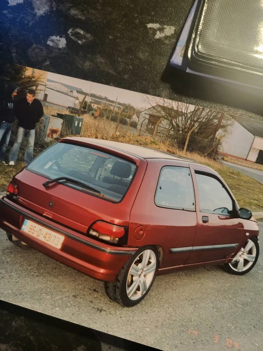 Clio 1.8 16v - Image 2