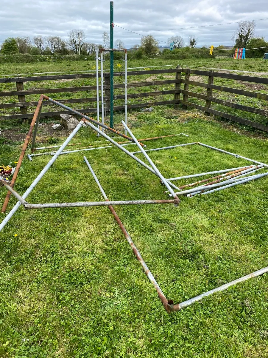 Dog pen - Image 4