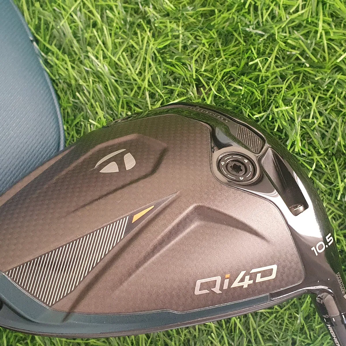 BRAND NEW TAYLORMADE QI4D DRIVER - Image 1