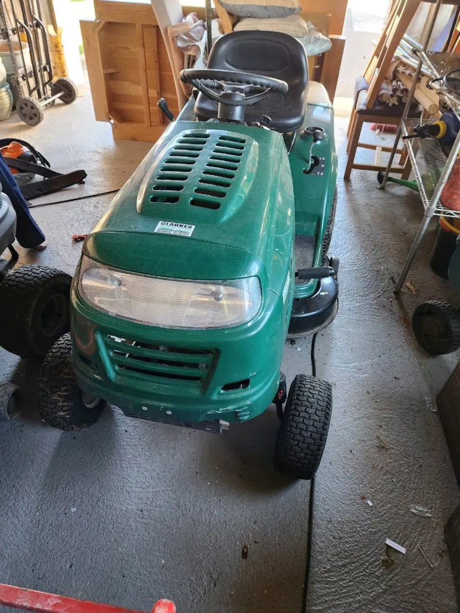 MTD ride on lawnmower - Image 1