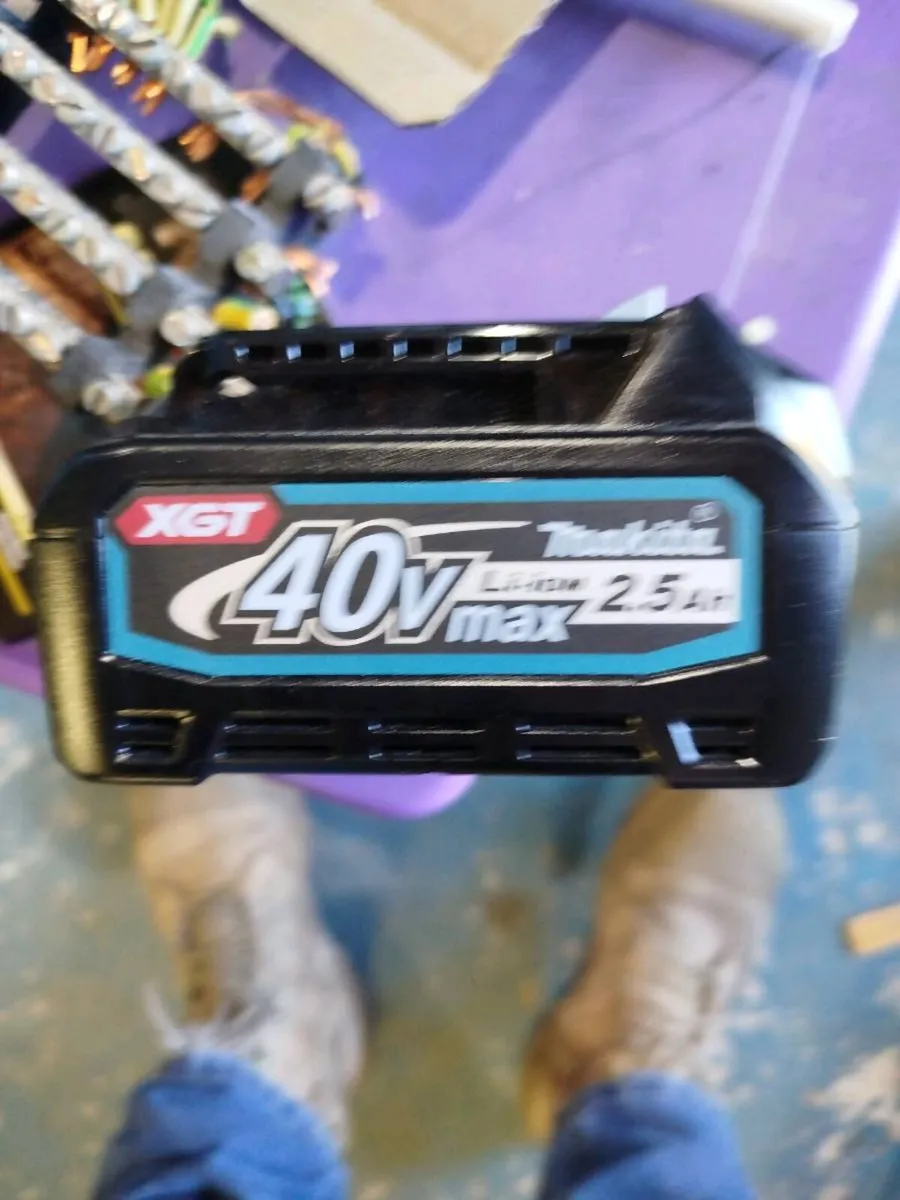 Makita 40v battery - Image 1