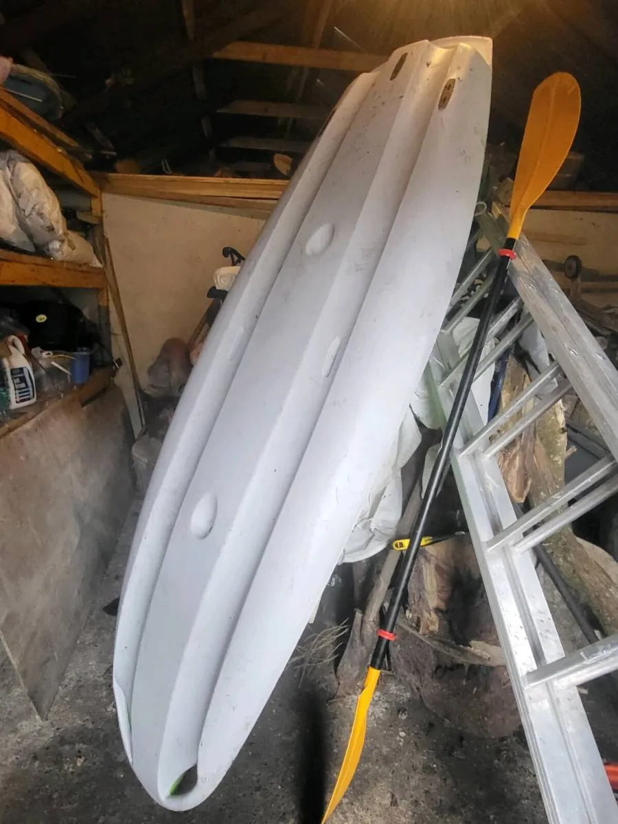 12 ft sit on top kayak and oar - Image 3