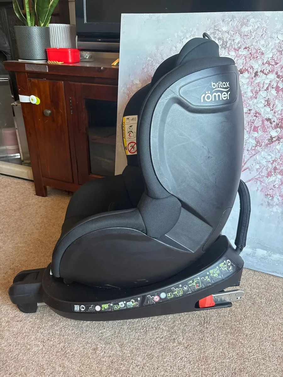 Britax romer 360 car seat isofix - Image 2