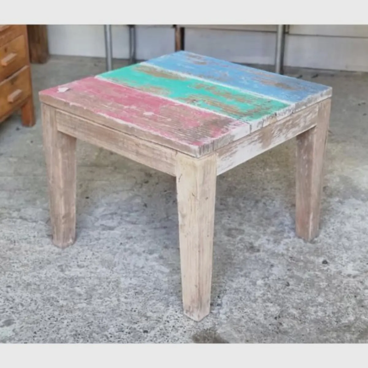Table Multi Coloured Top D3147 - Image 1