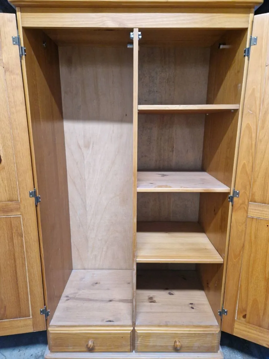 Wardrobe w./w.o. matching headboard/bedside tables - Image 4