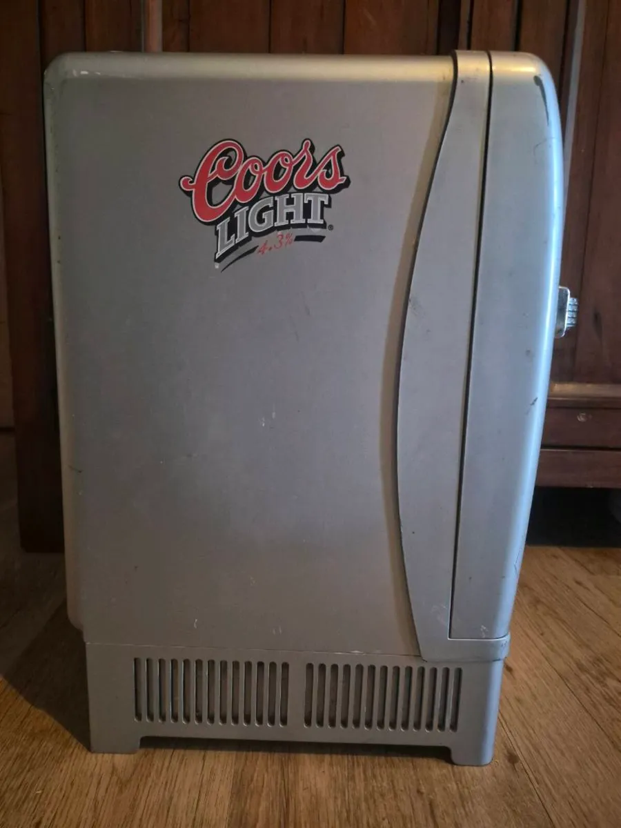 mini fridge - Image 2