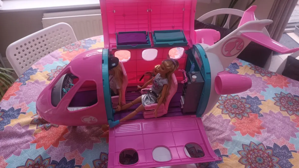 Barbie airplane - Image 2
