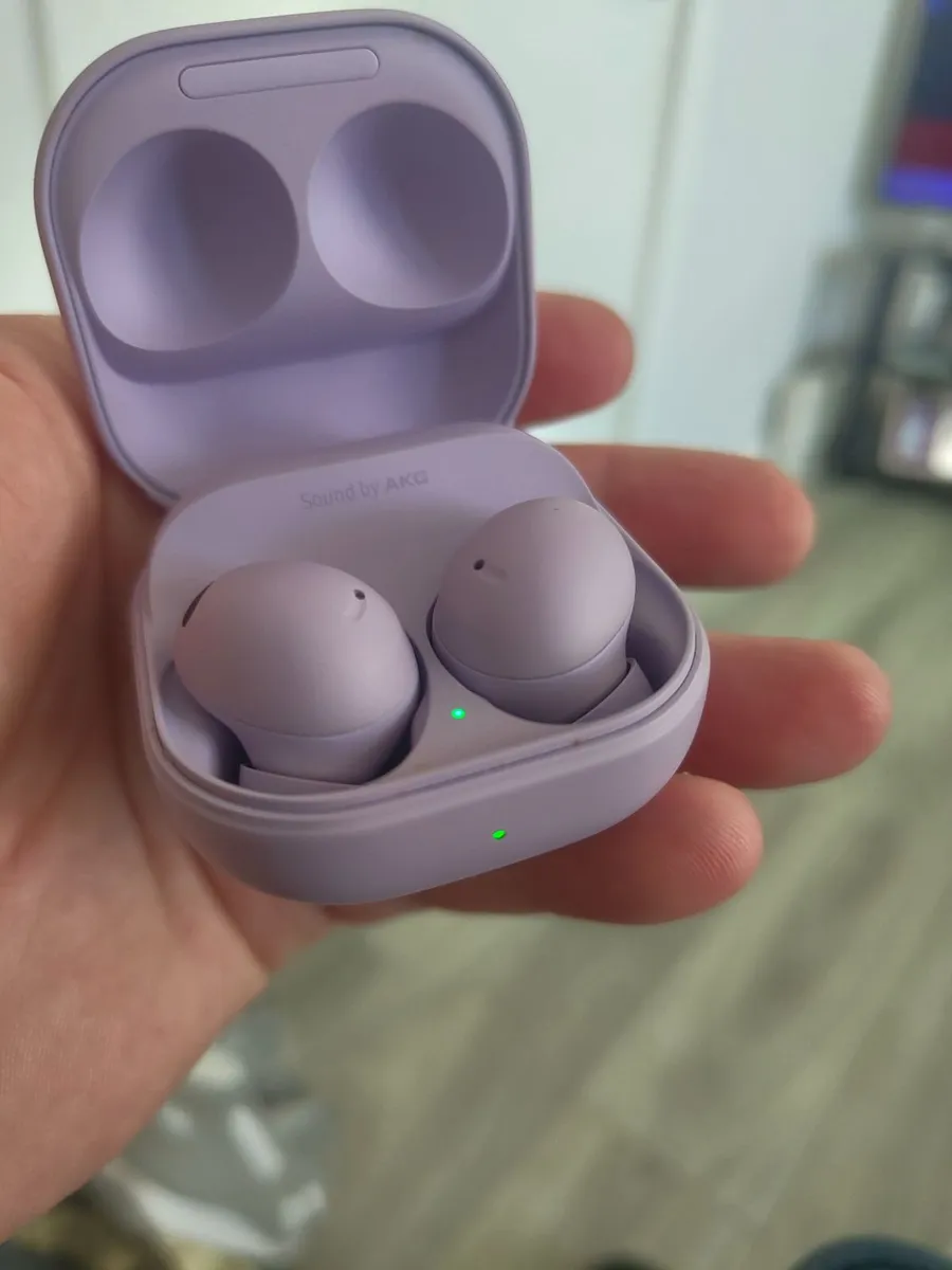 Samsung galaxy buds 2pro like New - Image 1
