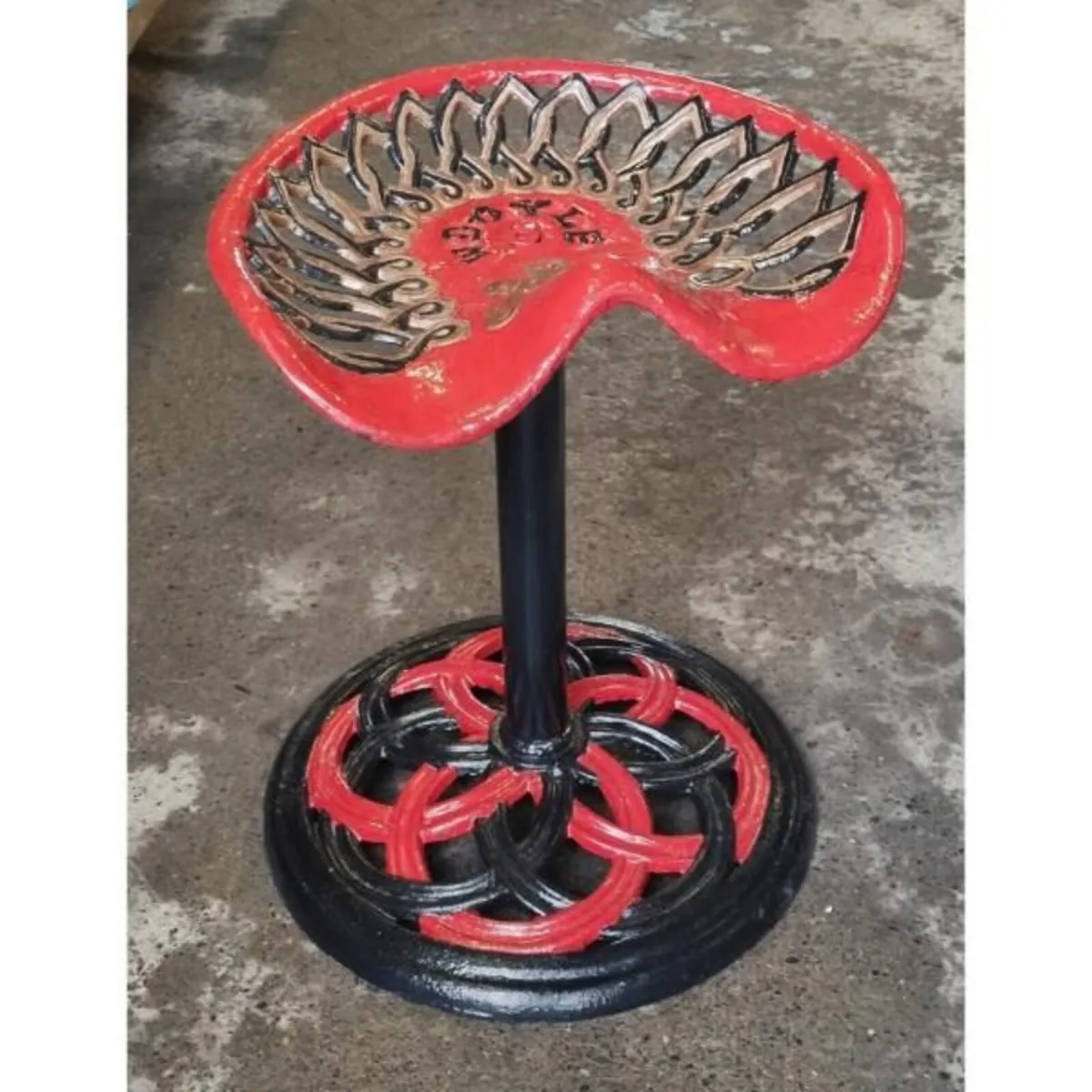 W. Doyle Tractor Seat Stool KAS1026 - Image 1