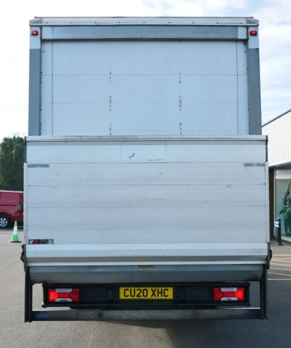 2020 Iveco Daily Luton Box Van - Image 4