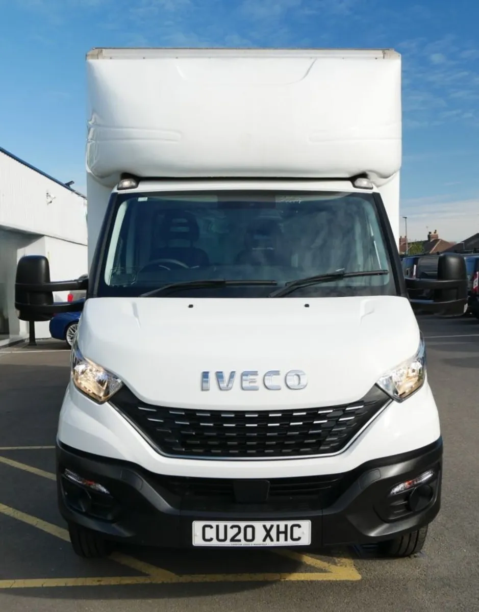2020 Iveco Daily Luton Box Van - Image 3