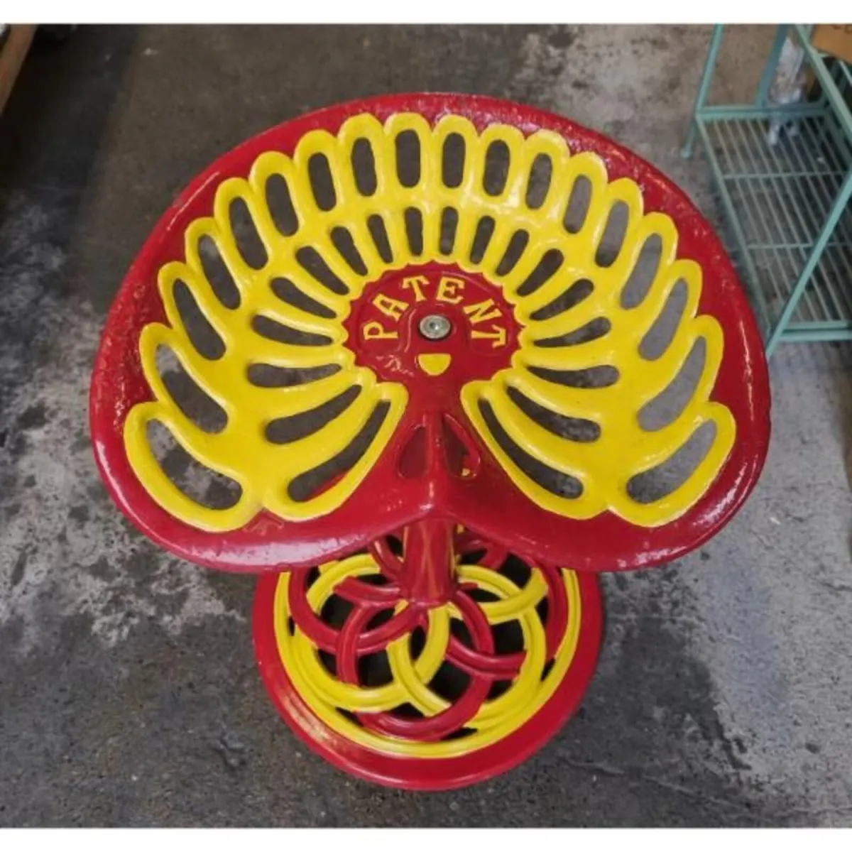 Tractor Seat Stool Patent KAS1024 - Image 2