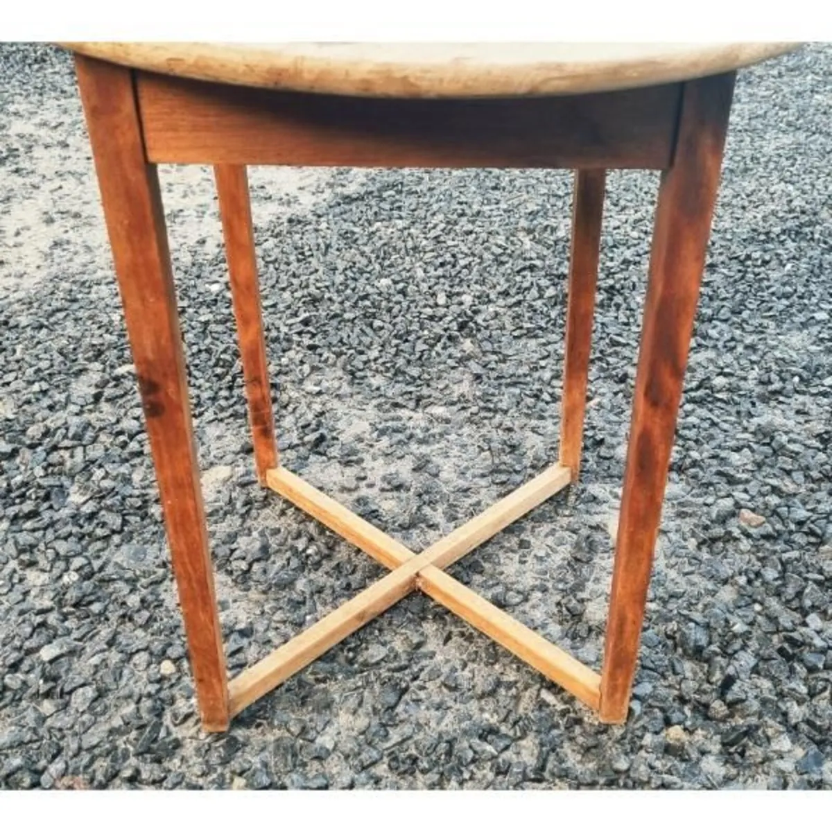 Circular Side Table KAS1014 - Image 3