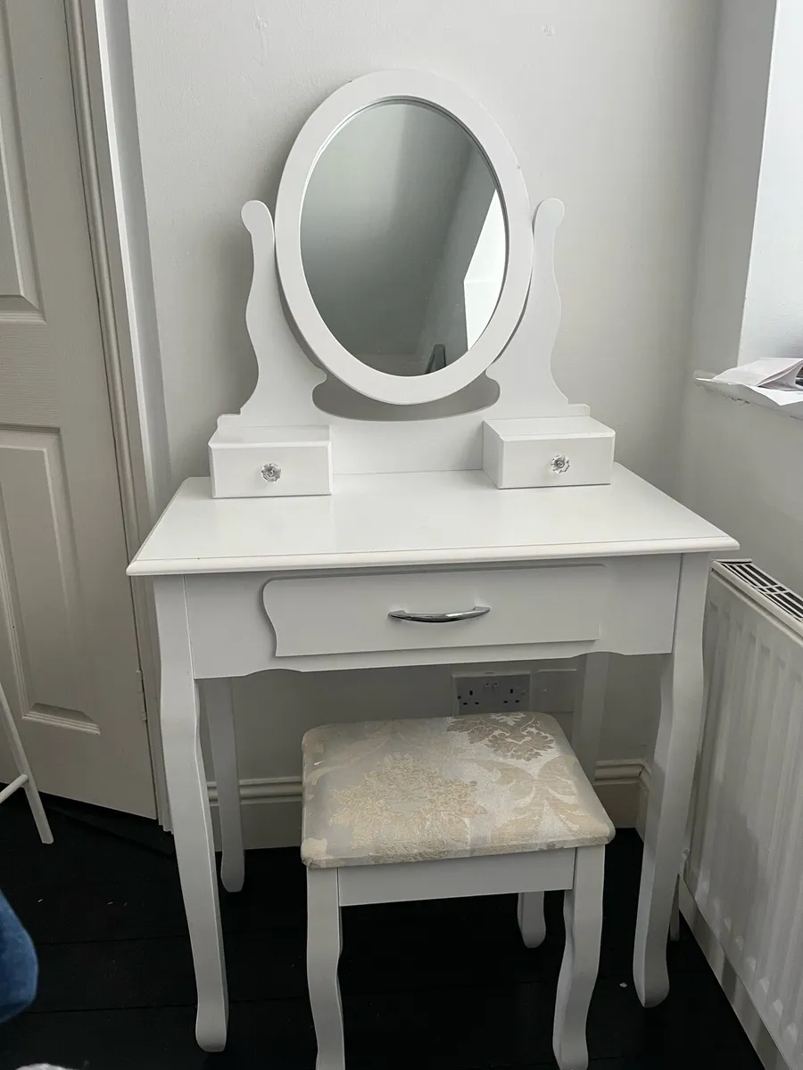 Dressing table and chair