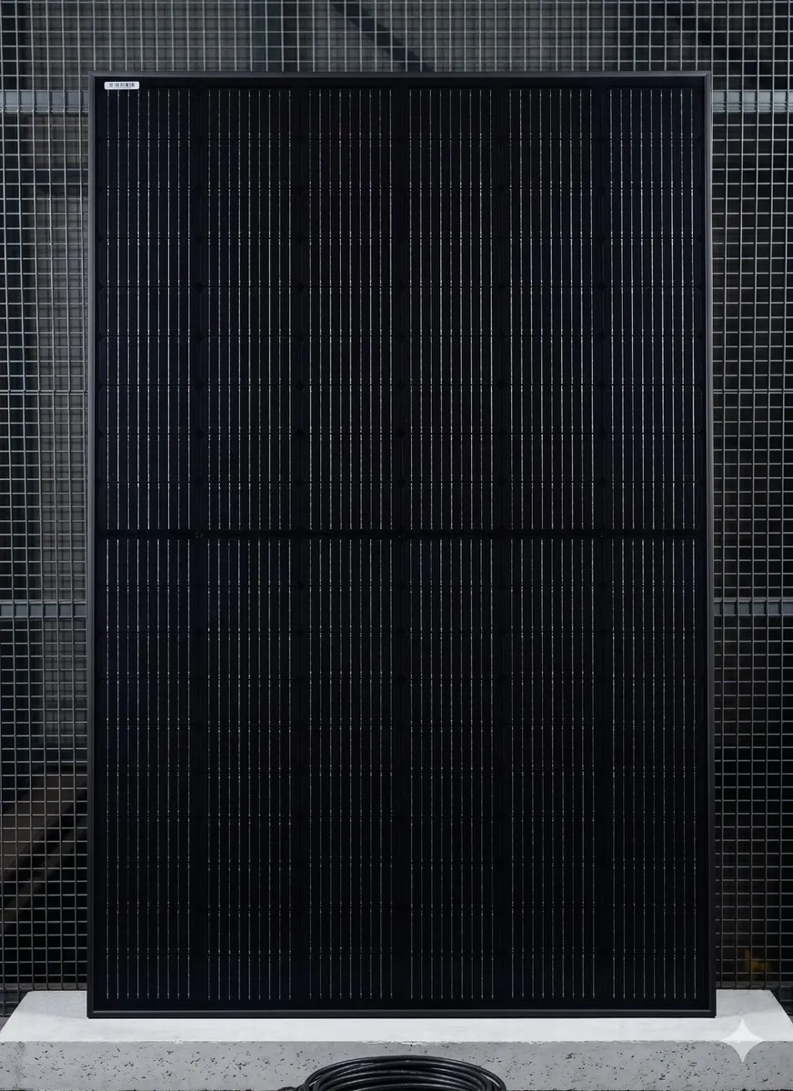 PEIMAR  Full Black monocrystalline solar 4 panels - Image 1