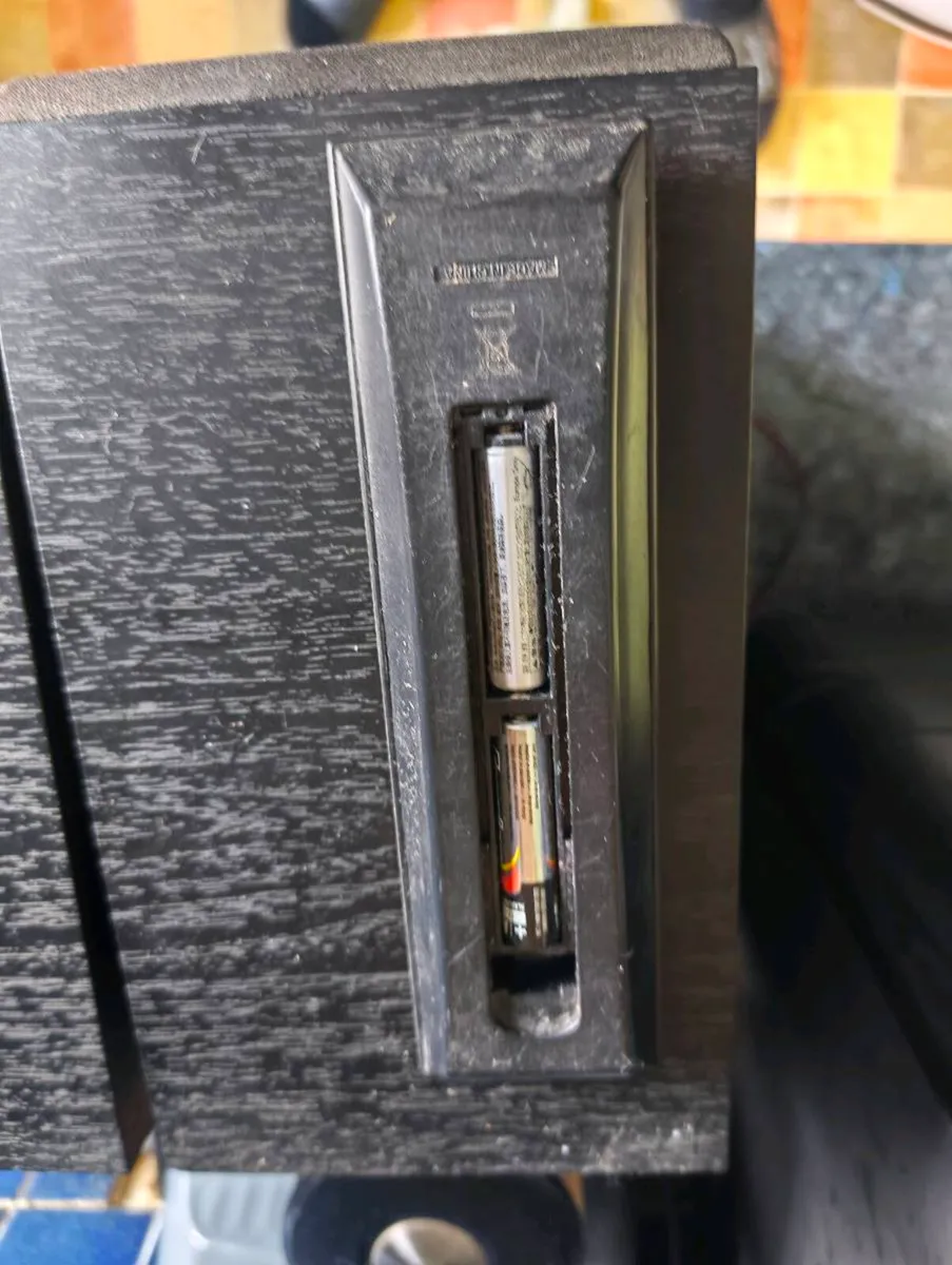 Pioneer sound system - Image 3