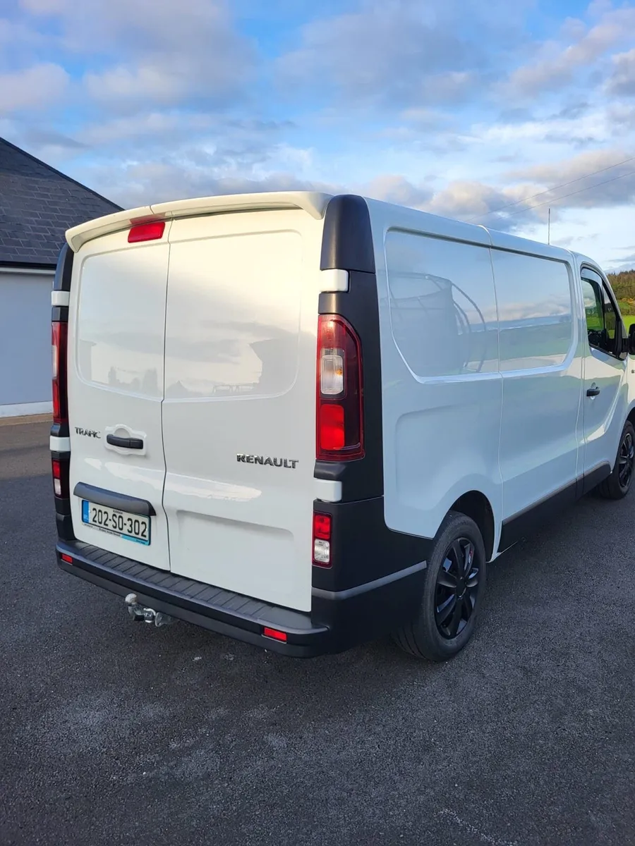 Renault Traffic 2.0ltd - Image 3