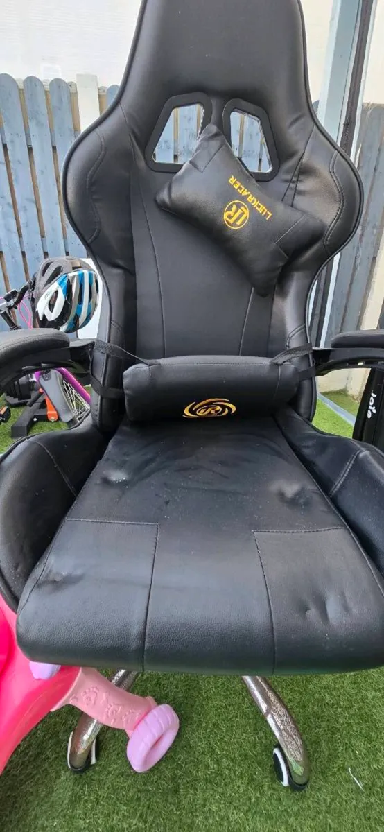 Gaming/working chair - Image 1