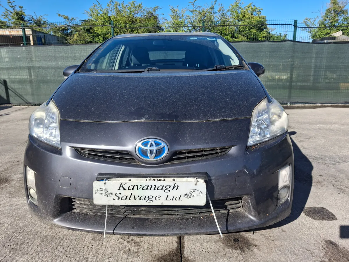 2012 Toyota Prius  Hybrid  Automatic Drive Home - Image 3