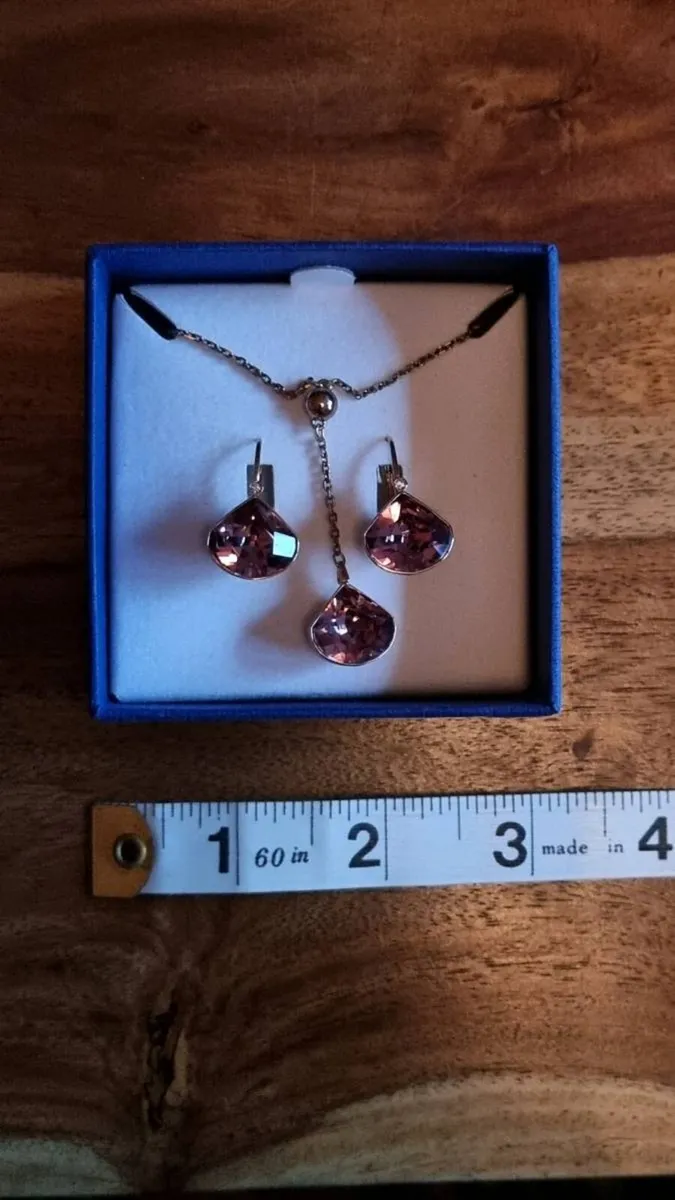 Svarovski Pendant and Earrings - Image 2