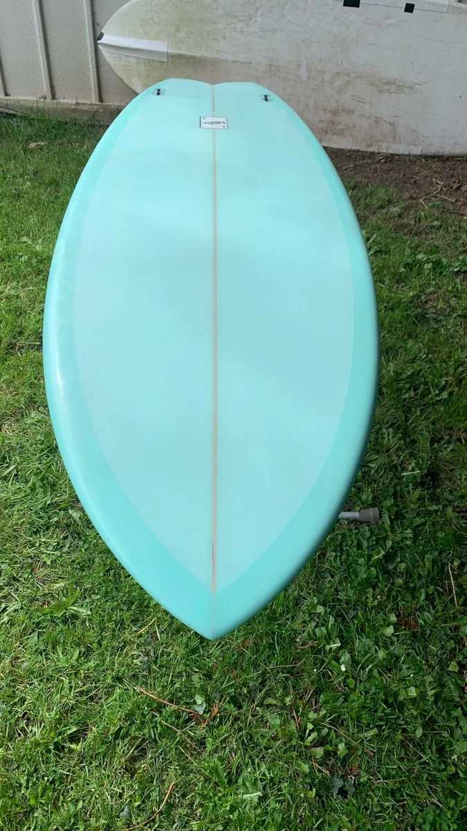 Surfboard - Image 3
