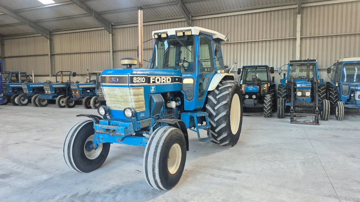 FORD 8210 2WD - Image 1